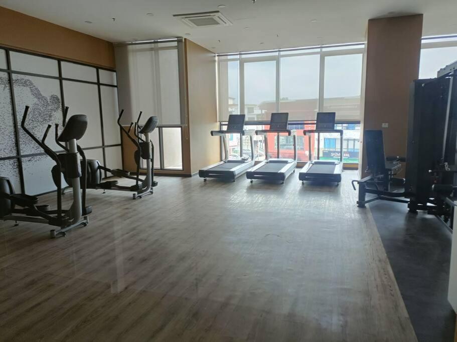 Sky Trees 4 Guests High Floor Nflix Hbo Disney Garden View A1801 Джохор-Бару Екстер'єр фото