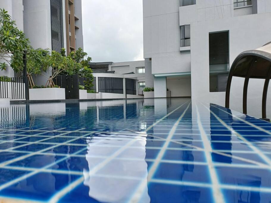 Sky Trees 4 Guests High Floor Nflix Hbo Disney Garden View A1801 Джохор-Бару Екстер'єр фото